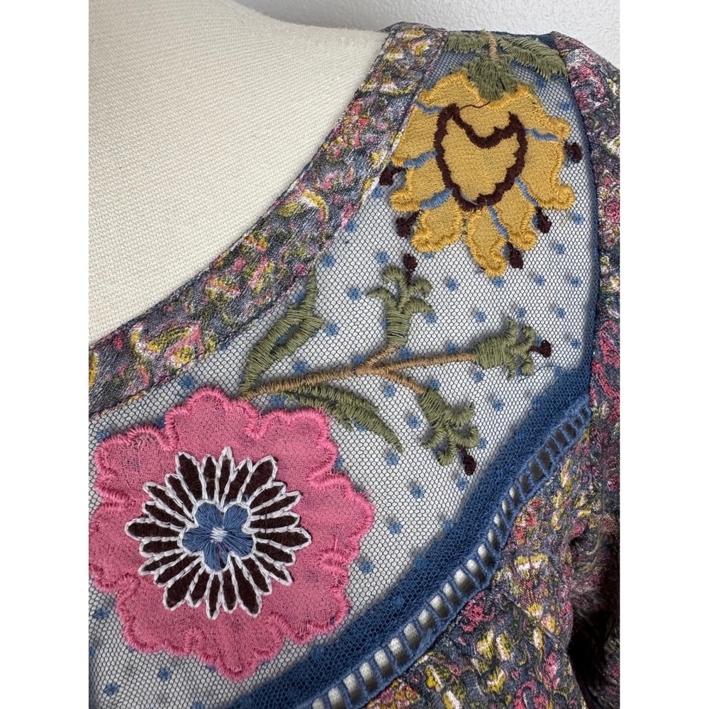 Anthropologie Postmark Ciutadella Top Lace Embroidered Floral Size M Bell Sleeve - Picture 8 of 17